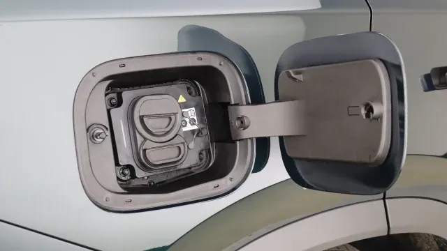Vehicle Thumbnail 51