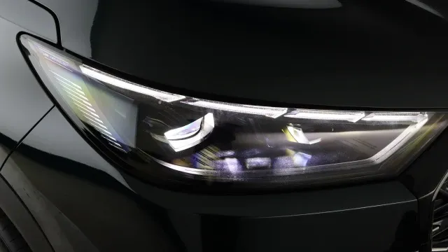 Vehicle Thumbnail 62