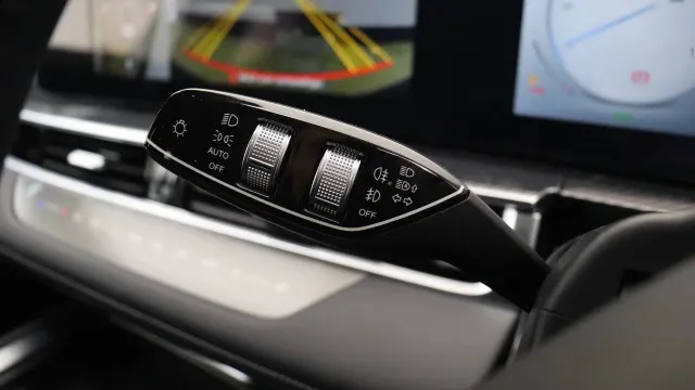 Vehicle Thumbnail 19
