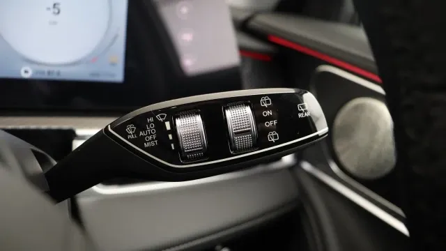 Vehicle Thumbnail 21