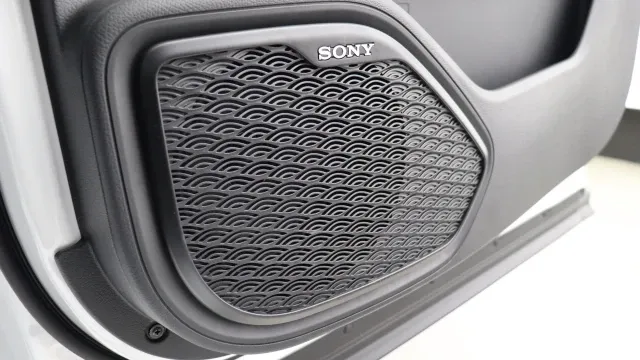 Vehicle Thumbnail 43