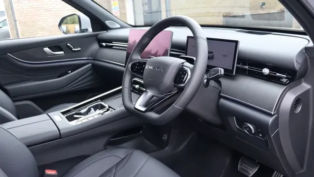 Vehicle Thumbnail 7