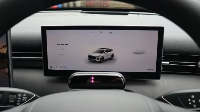 Vehicle Thumbnail 18