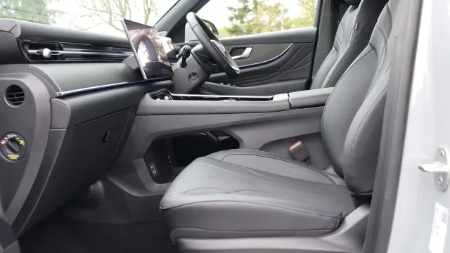 Vehicle Thumbnail 21