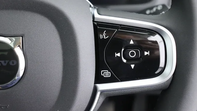 Vehicle Thumbnail 22