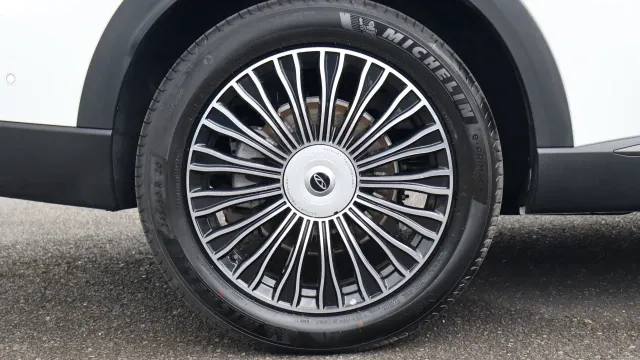 Vehicle Thumbnail 52
