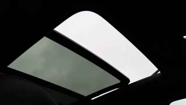 Vehicle Thumbnail 56