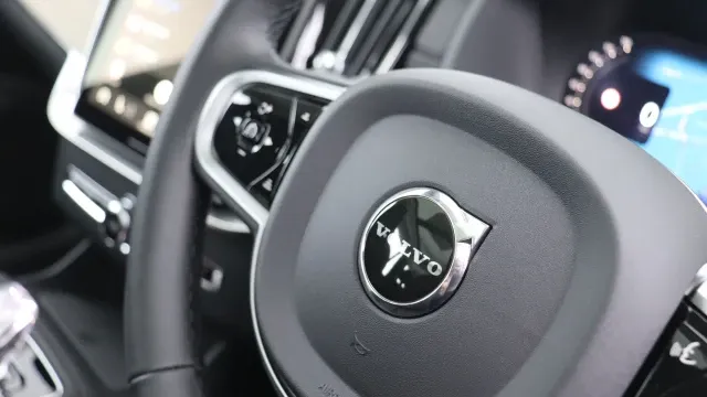 Vehicle Thumbnail 58