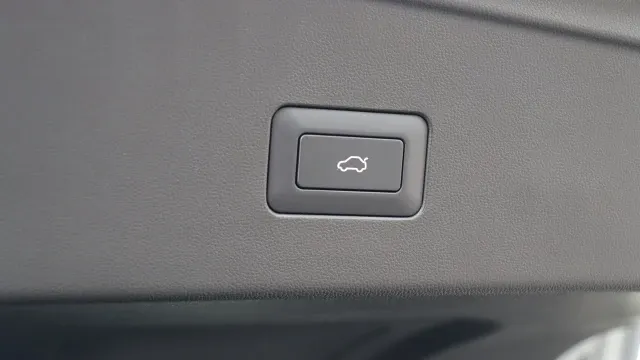 Vehicle Thumbnail 73