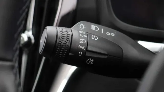 Vehicle Thumbnail 10