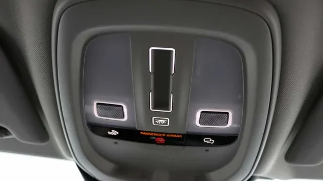 Vehicle Thumbnail 19