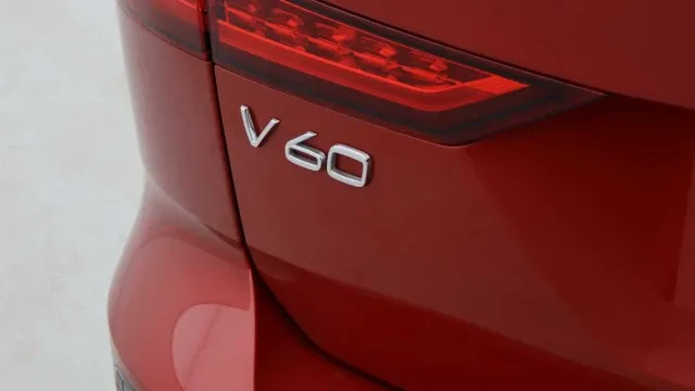 Vehicle Thumbnail 38