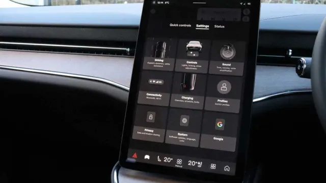 Vehicle Thumbnail 9