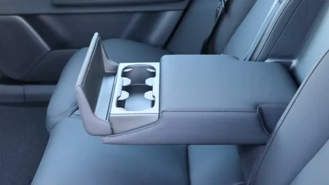 Vehicle Thumbnail 28