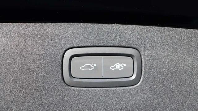 Vehicle Thumbnail 29