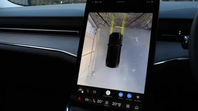Vehicle Thumbnail 30