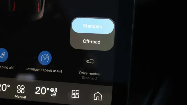 Vehicle Thumbnail 36
