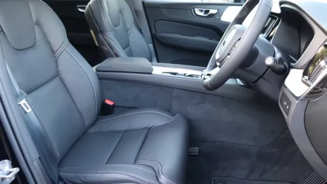 Vehicle Thumbnail 2