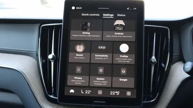 Vehicle Thumbnail 9