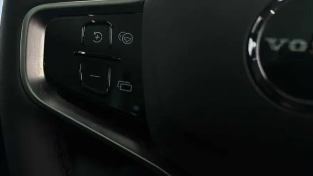 Vehicle Thumbnail 21
