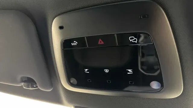 Vehicle Thumbnail 24