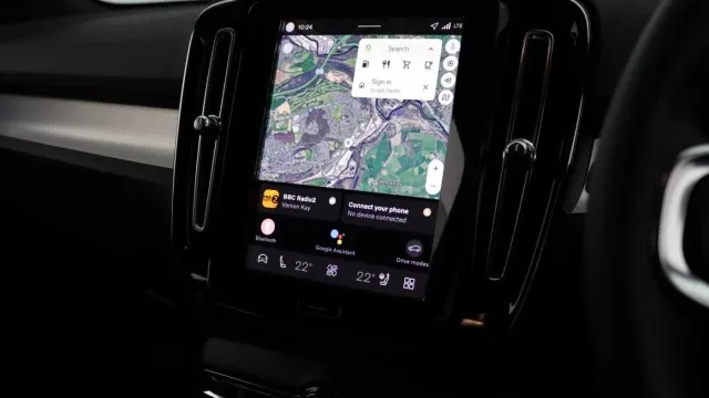 Vehicle Thumbnail 4