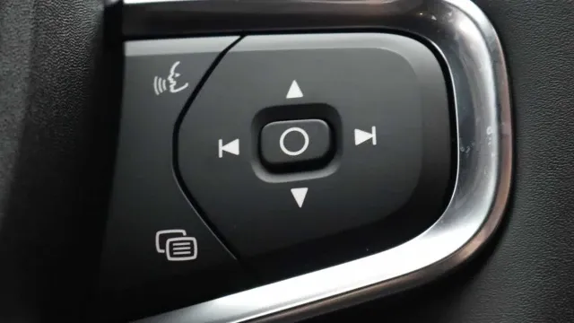 Vehicle Thumbnail 13