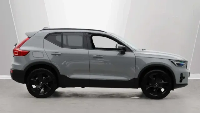 Vehicle Thumbnail 23