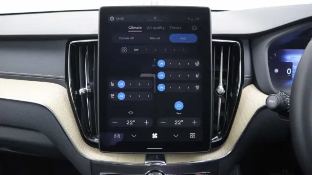 Vehicle Thumbnail 19