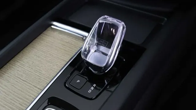 Vehicle Thumbnail 35