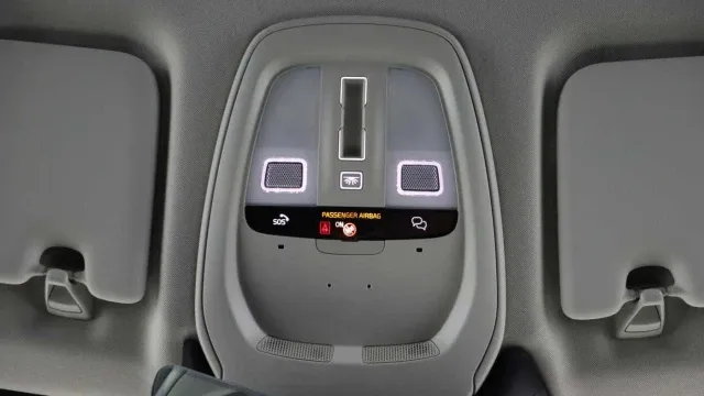 Vehicle Thumbnail 50