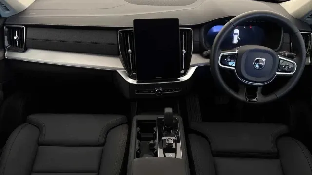 Vehicle Thumbnail 10