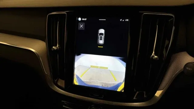 Vehicle Thumbnail 37
