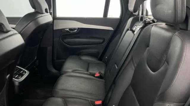 Vehicle Thumbnail 9