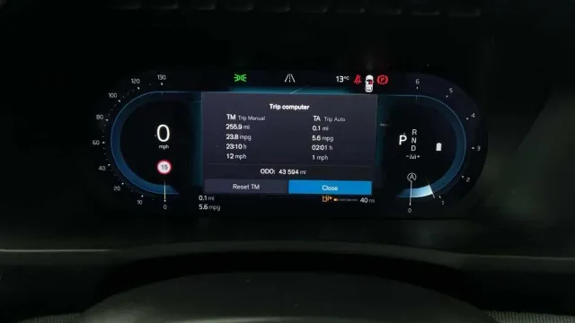 Vehicle Thumbnail 11