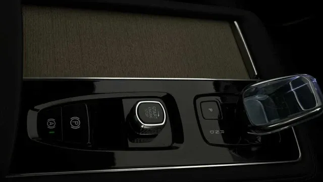 Vehicle Thumbnail 26