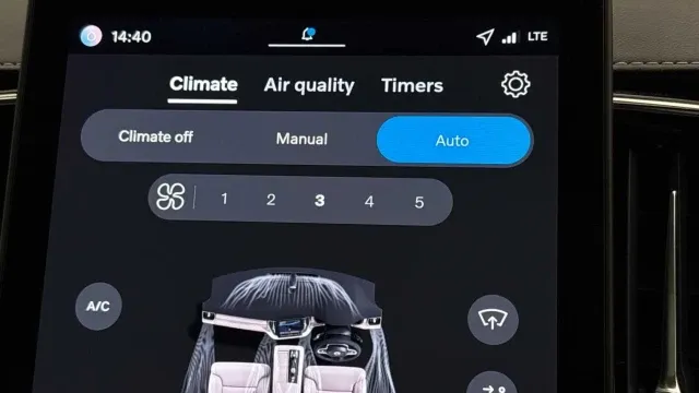 Vehicle Thumbnail 35
