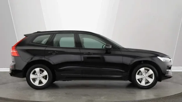 Vehicle Thumbnail 4
