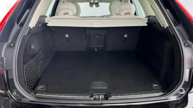 Vehicle Thumbnail 7