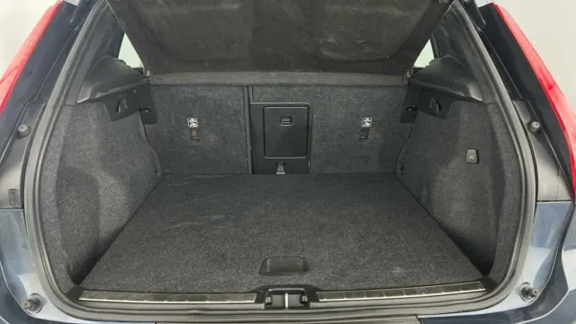 Vehicle Thumbnail 7