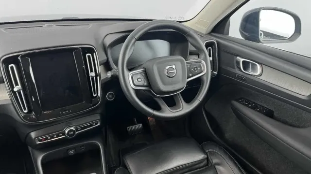 Vehicle Thumbnail 10