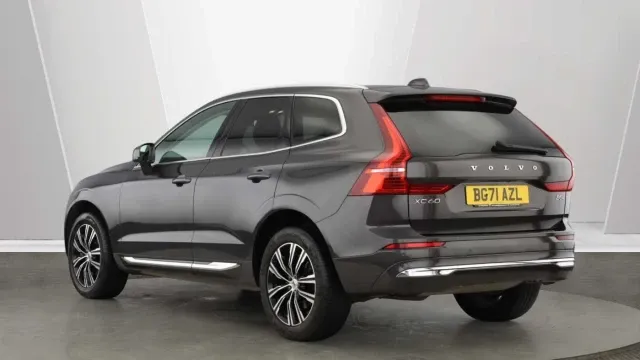 Vehicle Thumbnail 5