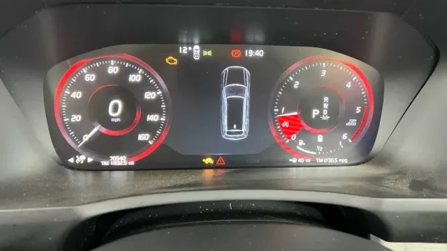 Vehicle Thumbnail 11